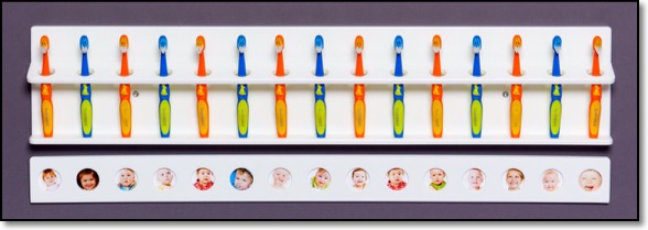 15er-fotoleiste-fuer-zahnbuerstenleiste_zahnpflege_in_der_kita_zahnbuerstenleisten_zahnbuerstenleiste_zahnbuerstenhalter_fotoleisten_zaehneputzen_zaehne_putzen_zahnpflege_kita_kindergarten_krippe_zahnhygiene_zahngesundheit_kita-shop.com_0347-2-2